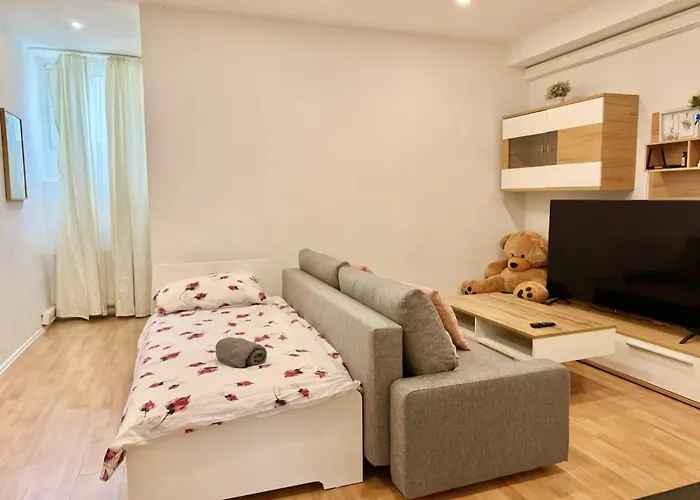 Spacious Near Center